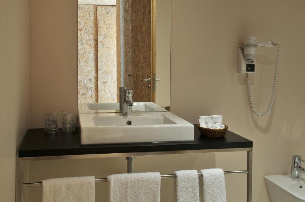 Paraiso Villas & Spa Guimaraes Room photo